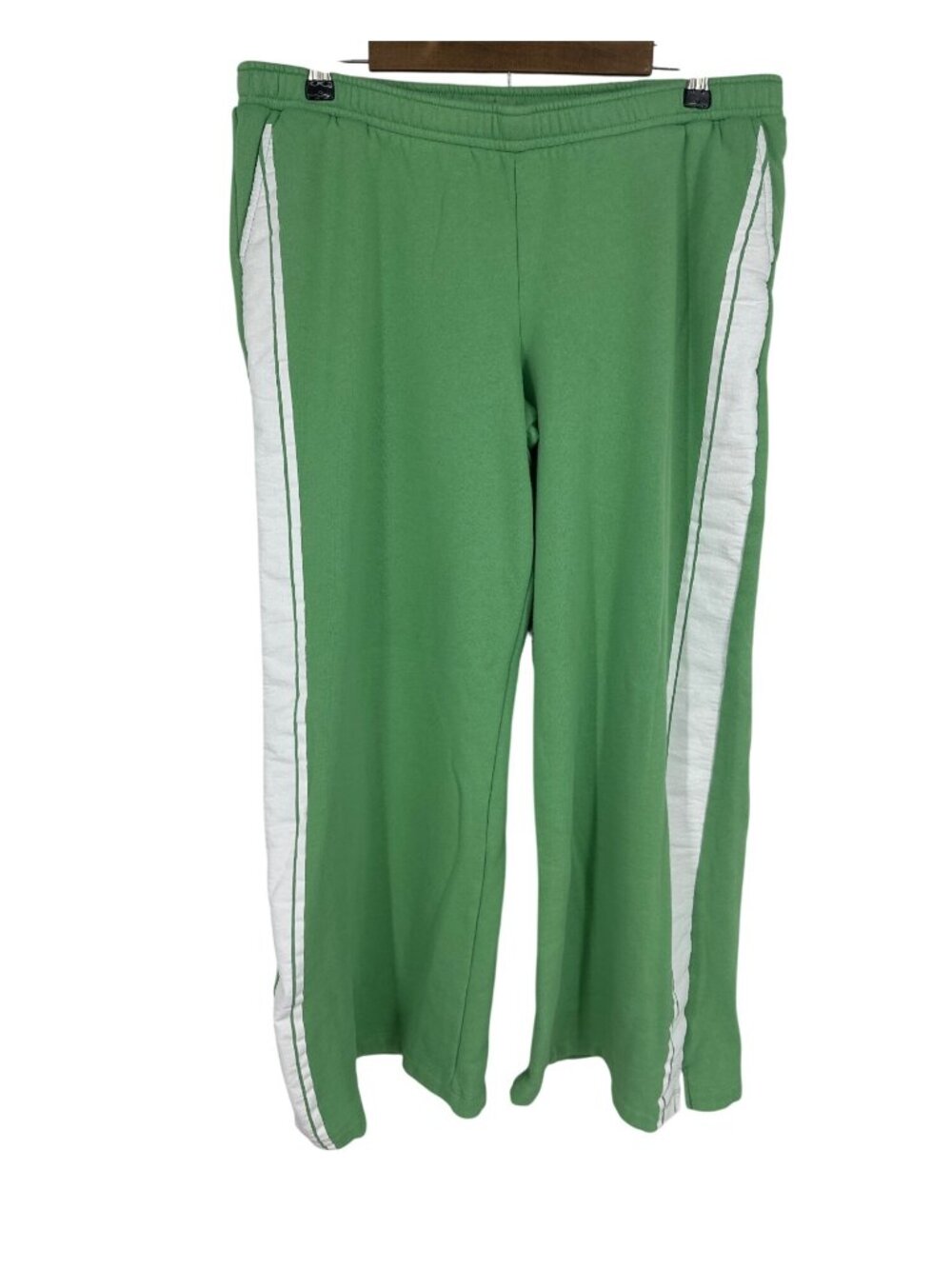 Wild Fable Green Sweatpants With White Side Stripes Elastic Waist Women's Size L
